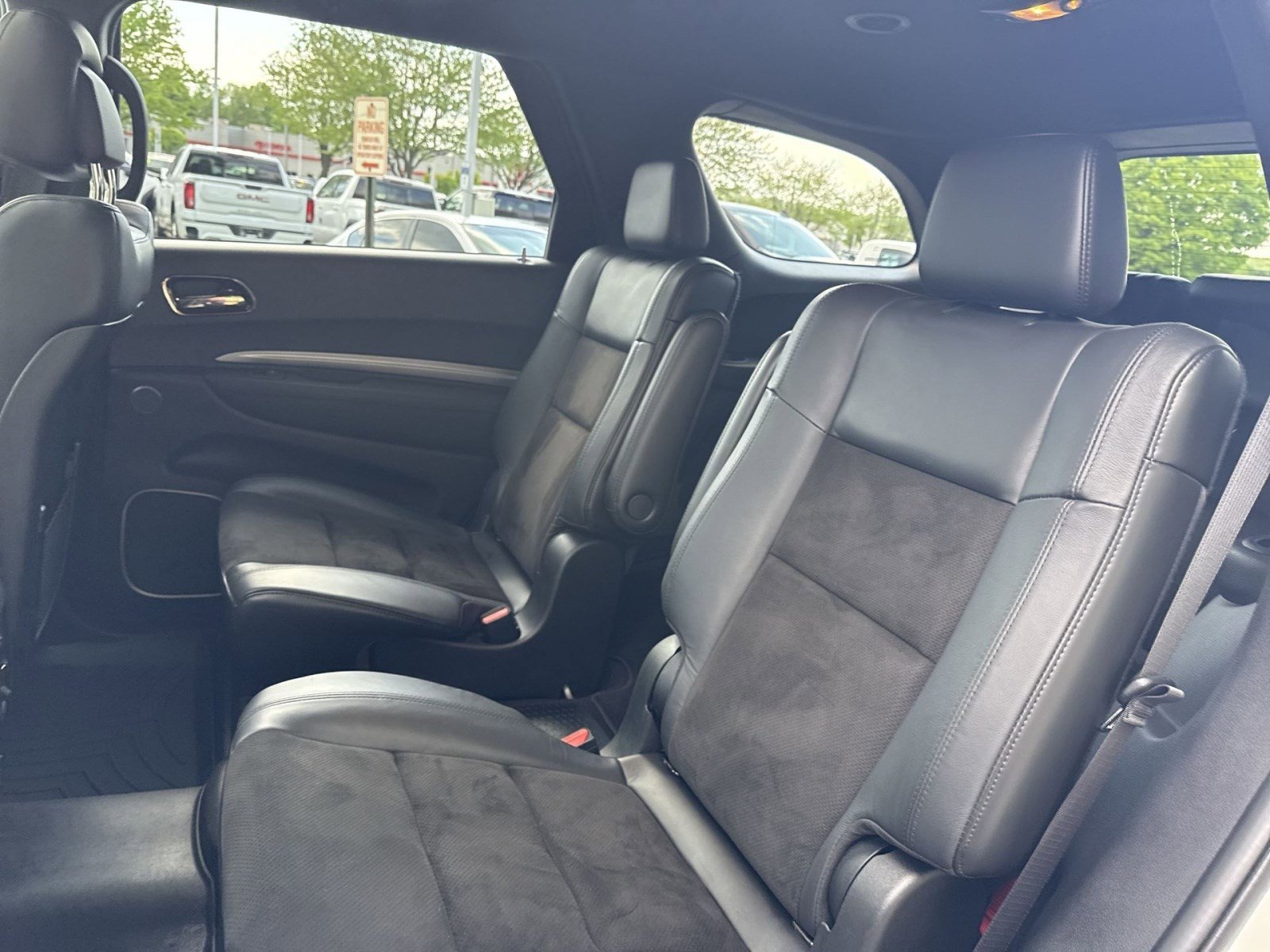 Used 2020 Dodge Durango R/T w/ Technology Group AWD/4WD image 24