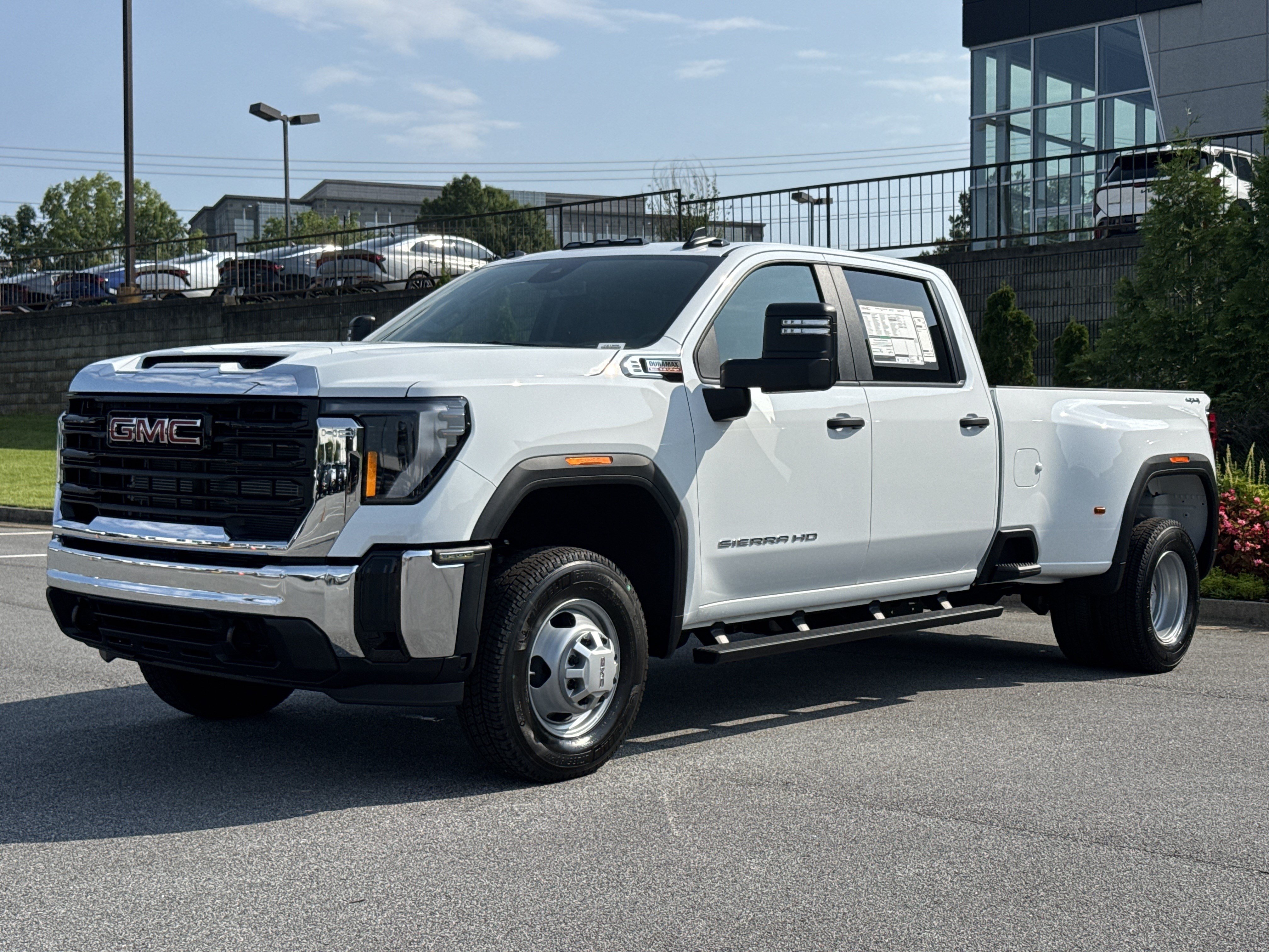 New 2026 GMC Sierra 3500 Pro AWD/4WD image 5