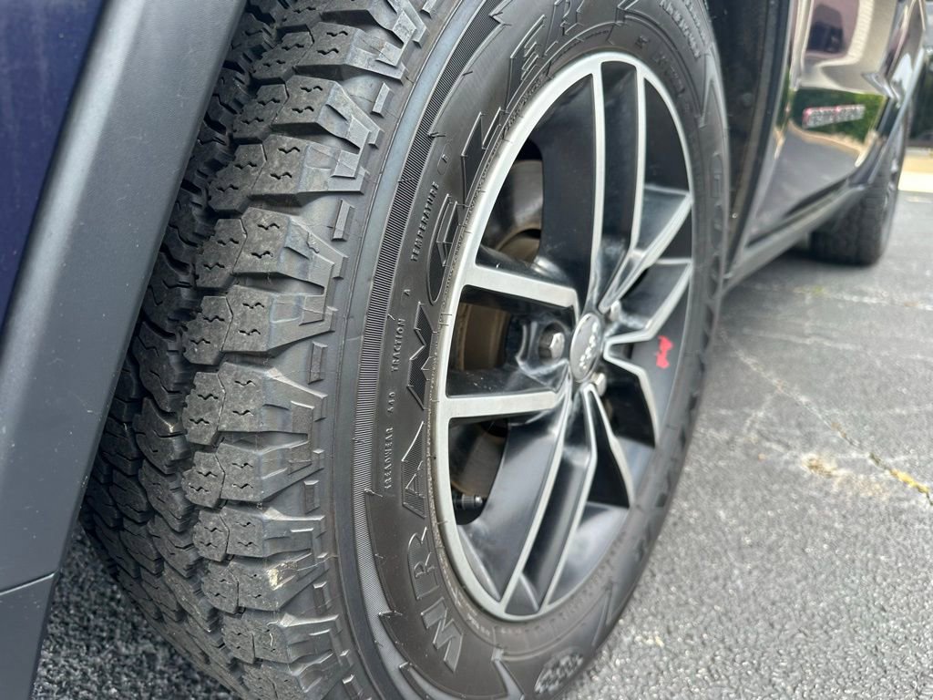 Used 2018 Jeep Grand Cherokee Trailhawk AWD/4WD image 10