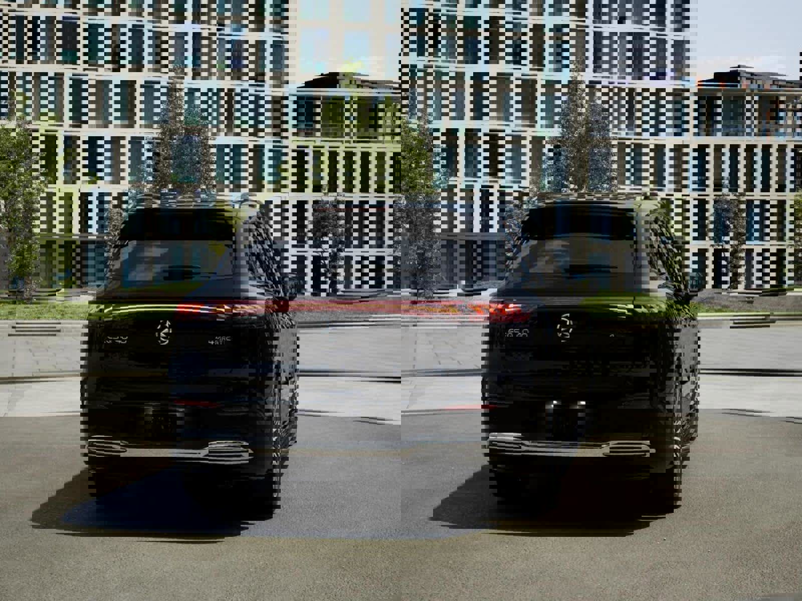 New 2026 Mercedes-Benz EQS 400 4MATIC SUV image 23