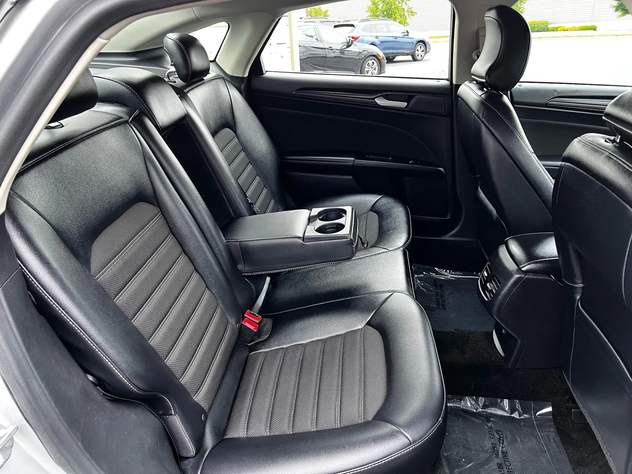 Used 2018 Ford Fusion SE w/ Equipment Group 201A image 29