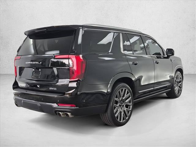Used 2025 GMC Yukon Denali Ultimate AWD/4WD image 5