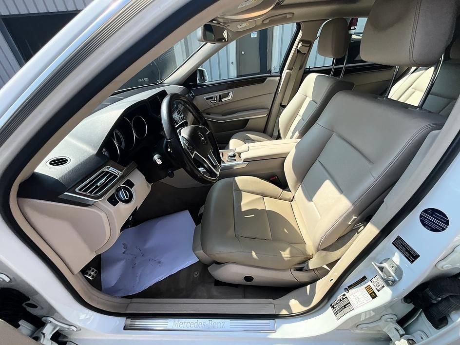Used 2014 Mercedes-Benz E 350 4MATIC Sedan image 15