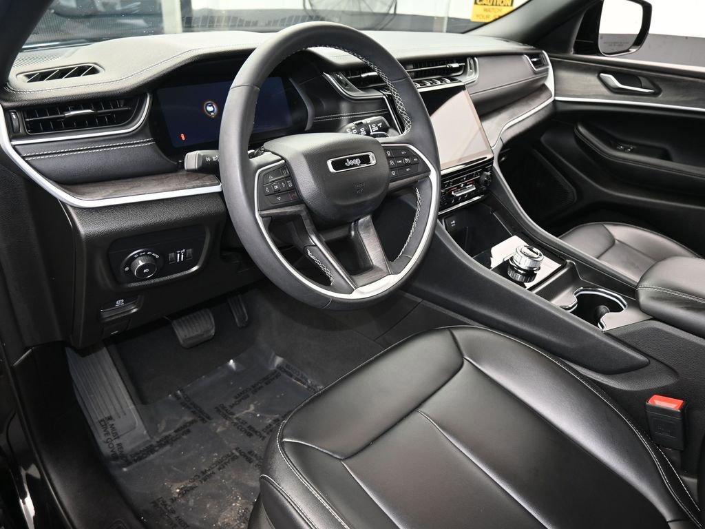 Used 2024 Jeep Grand Cherokee L Limited video 2