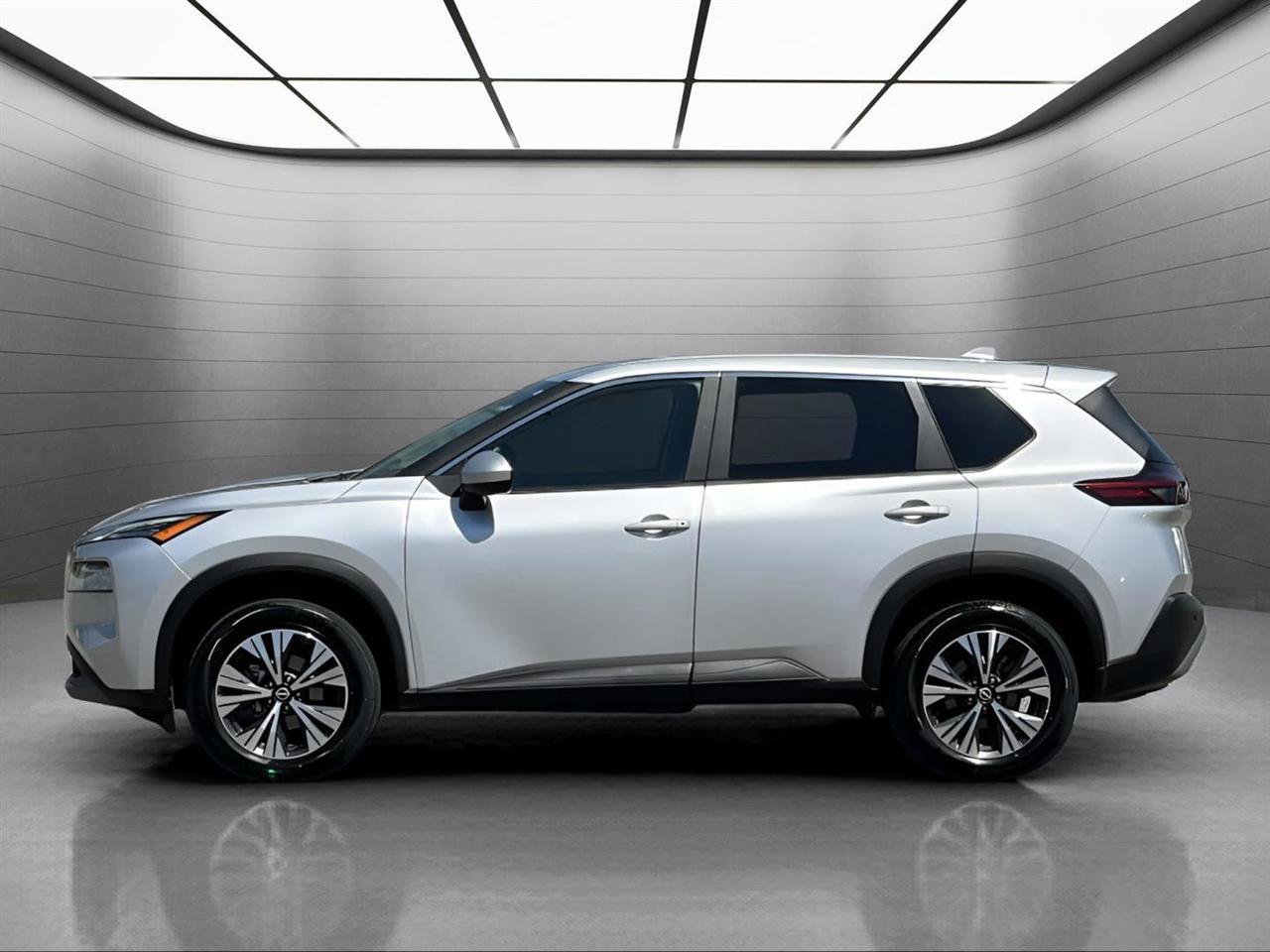 Used 2023 Nissan Rogue SV FWD image 11