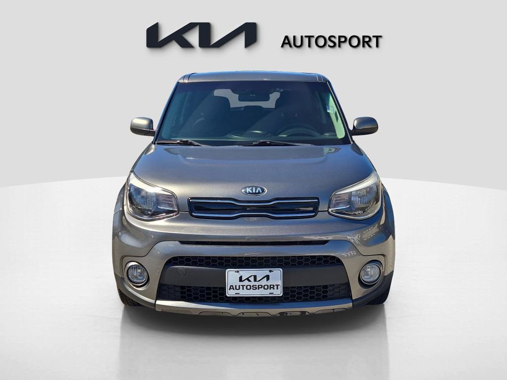 Used 2018 Kia Soul + image 2