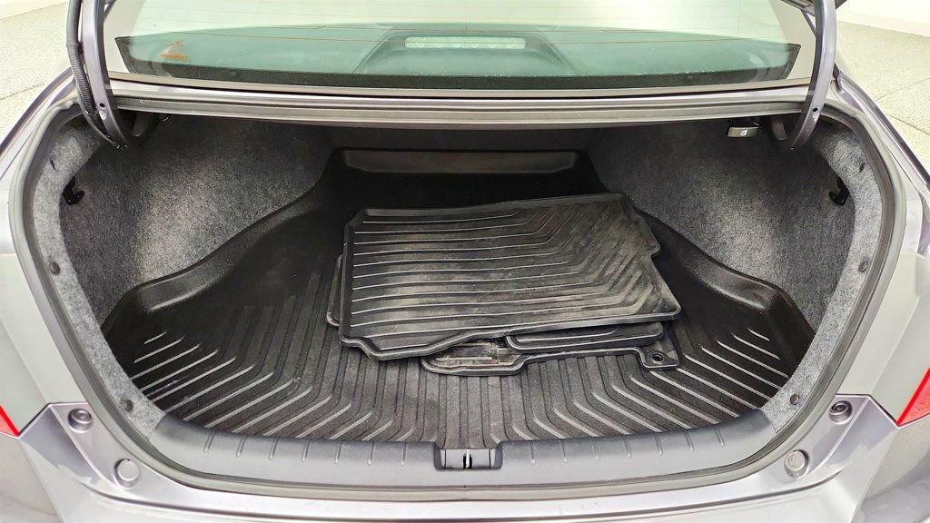 Used 2015 Honda Accord EX-L image 22