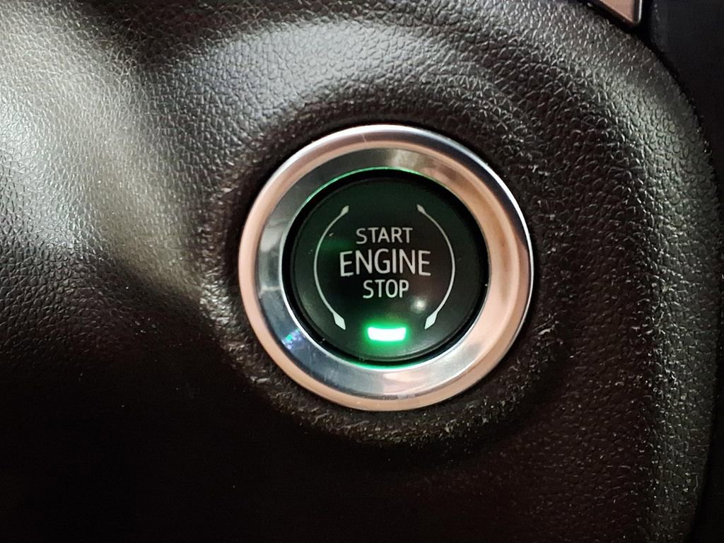 Used 2019 Chevrolet Silverado 1500 LT w/ All-Star Edition AWD/4WD image 18