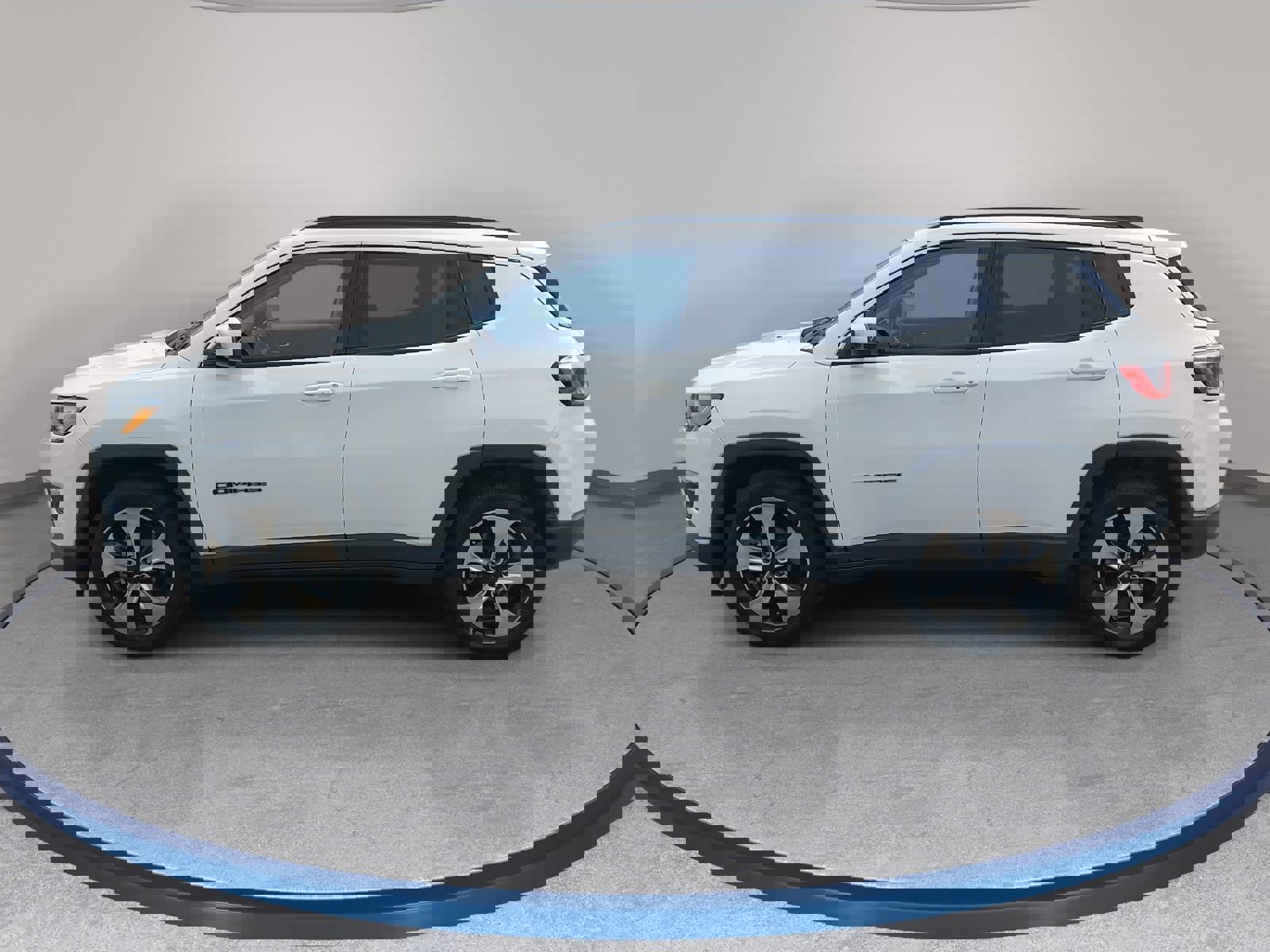 Used 2017 Jeep Compass Latitude w/ Popular Equipment Group image 8