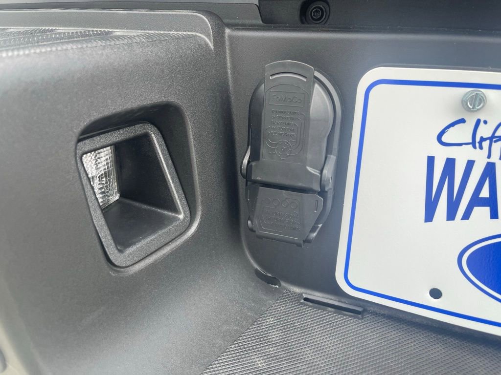 New 2025 Ford F350 Lariat w/ Lariat Ultimate Package image 33