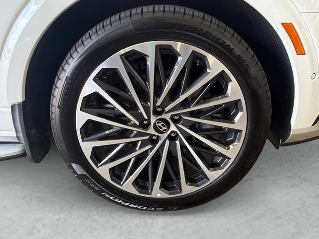 Used 2026 Hyundai Palisade Calligraphy FWD image 23