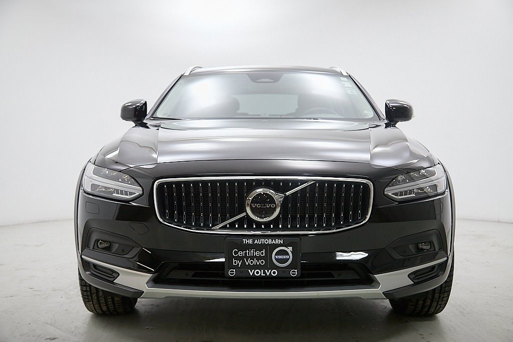 Certified 2024 Volvo V90 B6 Cross Country Ultimate image 5