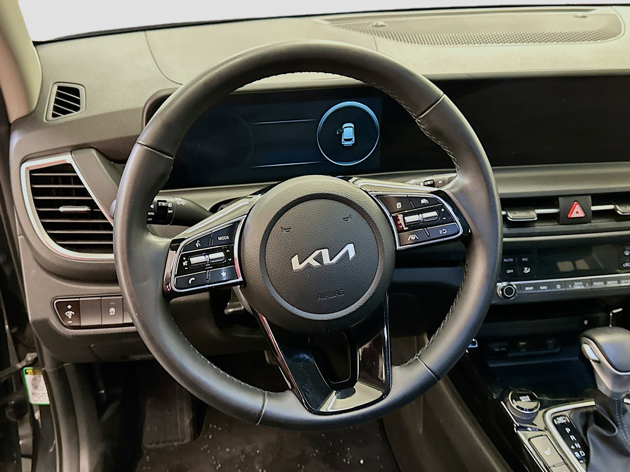 Used 2024 Kia Seltos EX image 18