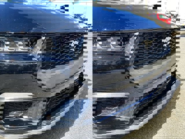 Used 2025 Ford Mustang Premium RWD image 29