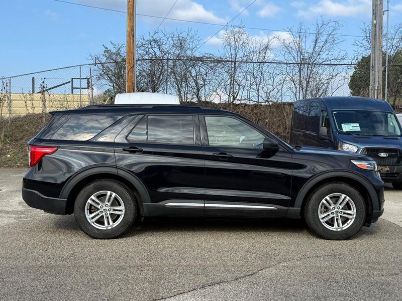 Certified 2020 Ford Explorer XLT RWD image 2