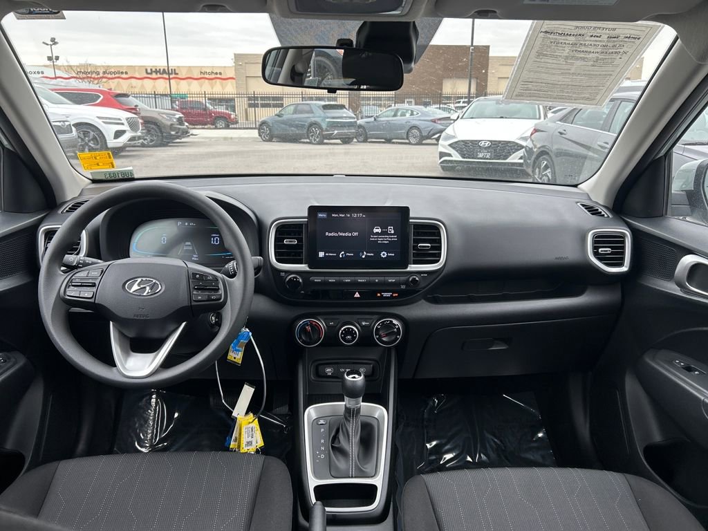 Used 2026 Hyundai Venue SE image 12