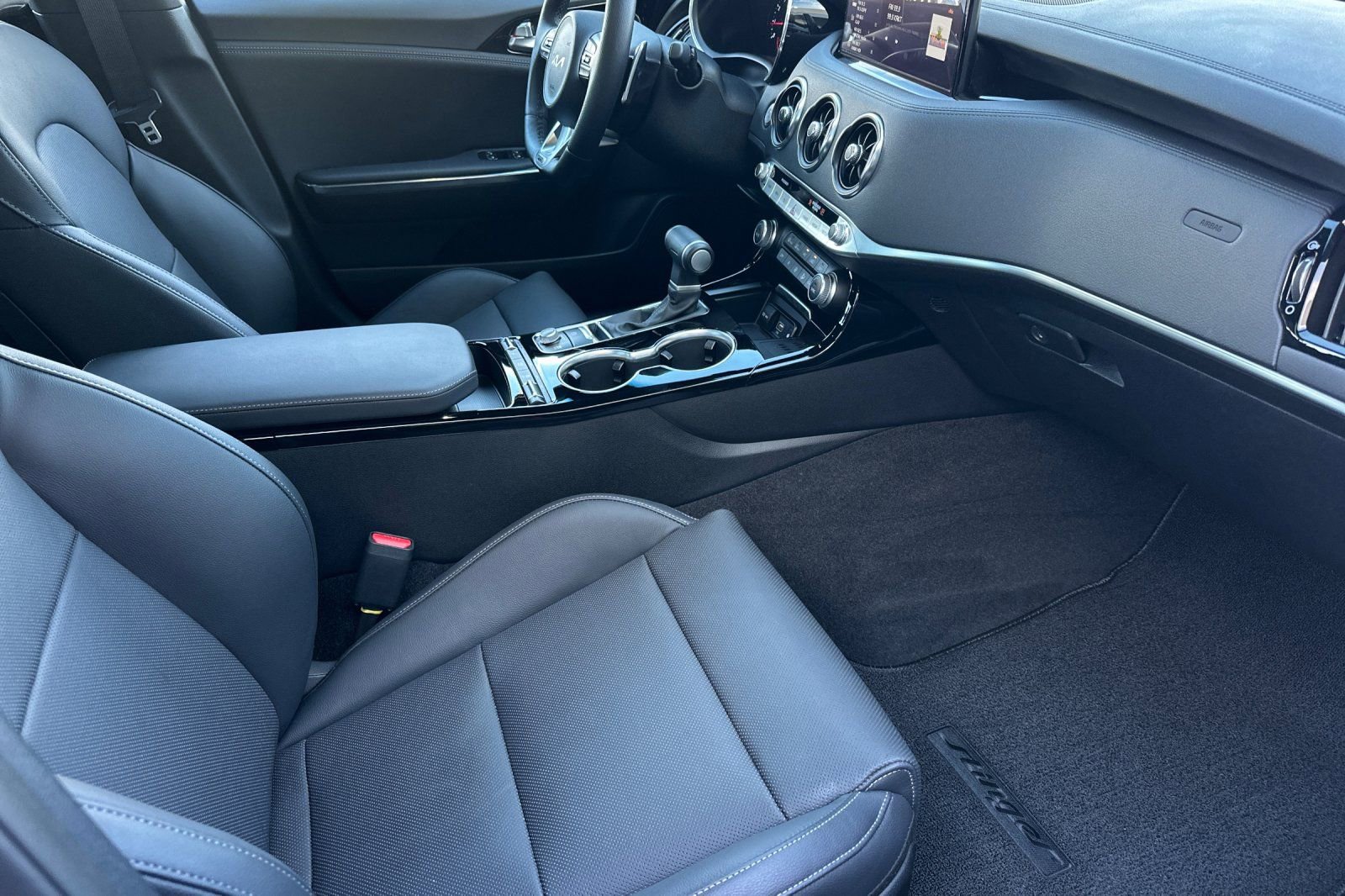 Used 2023 Kia Stinger GT-Line image 15