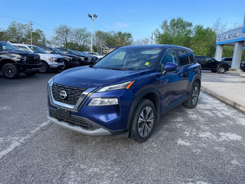 Used 2023 Nissan Rogue SV image 4