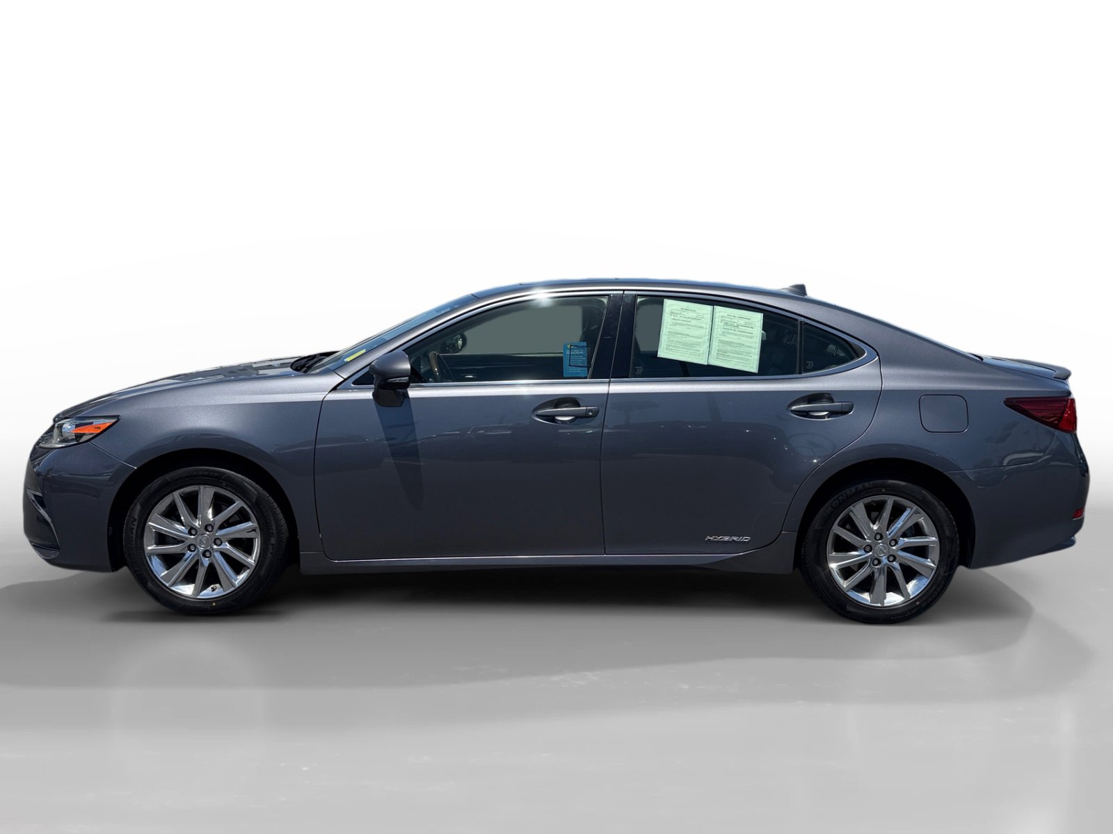 Used 2016 Lexus ES 300h w/ Navigation System Package FWD image 2
