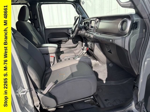 Used 2020 Jeep Wrangler Unlimited Sport AWD/4WD image 36