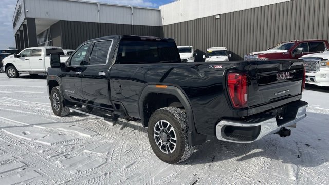 Used 2022 GMC Sierra 2500 SLT image 3