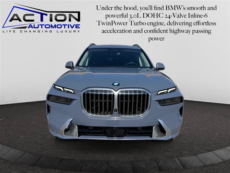 Used 2024 BMW X7 xDrive40i AWD/4WD image 3