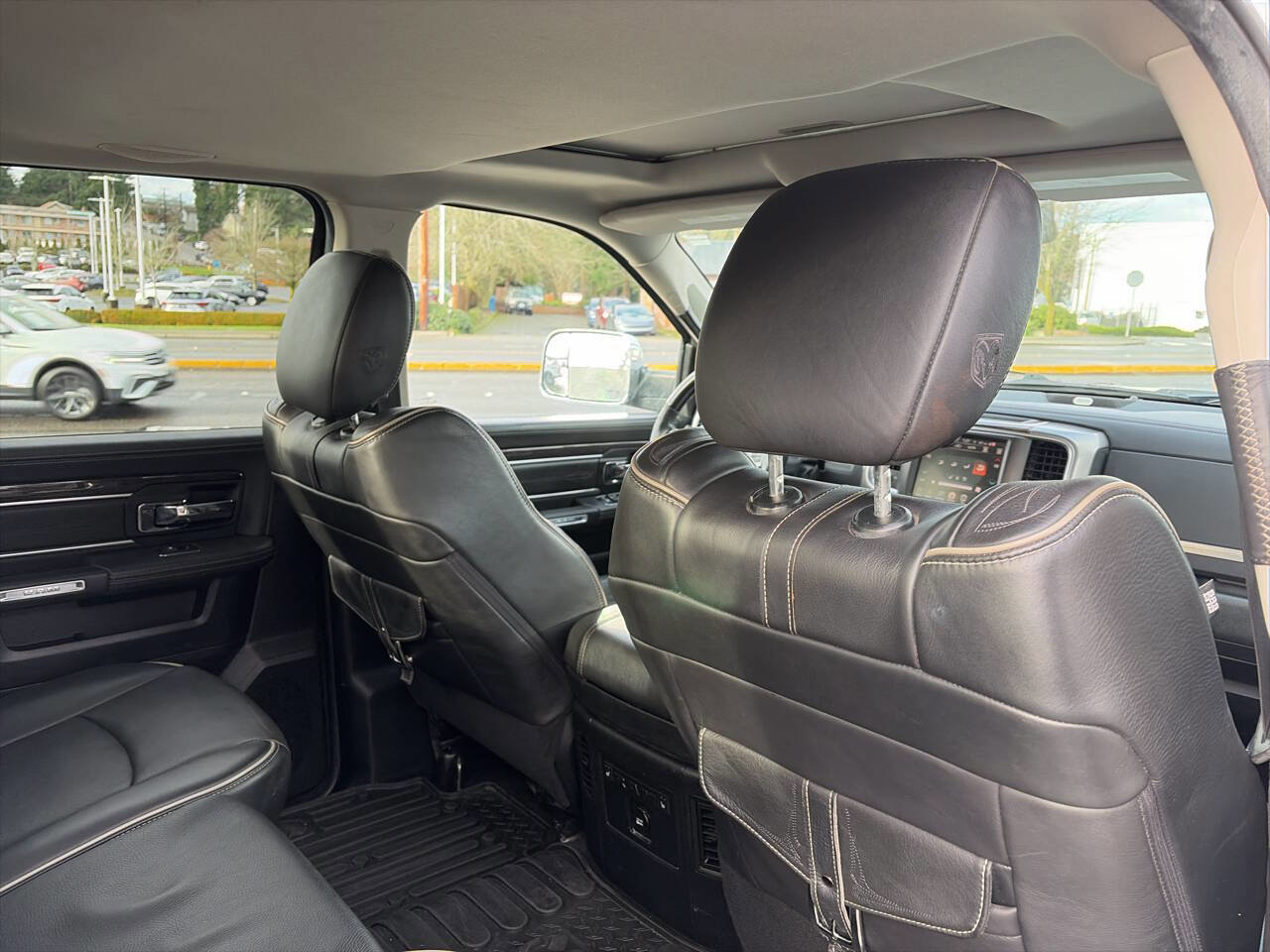 Used 2014 RAM 2500 Longhorn image 25