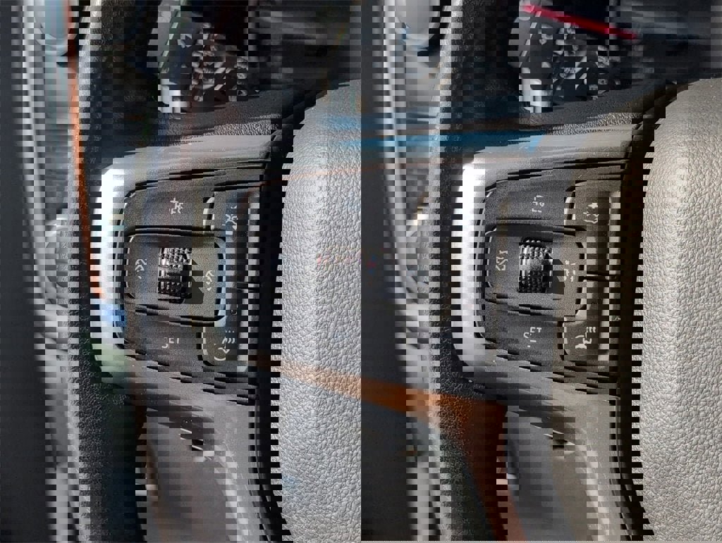 Used 2020 Chevrolet Silverado 1500 LT w/ Convenience Package image 21