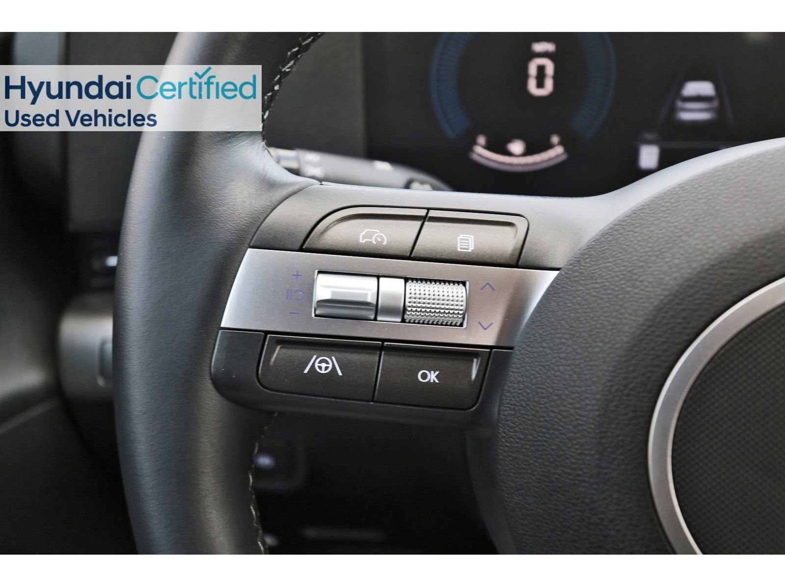 Certified 2025 Hyundai Kona SEL image 18