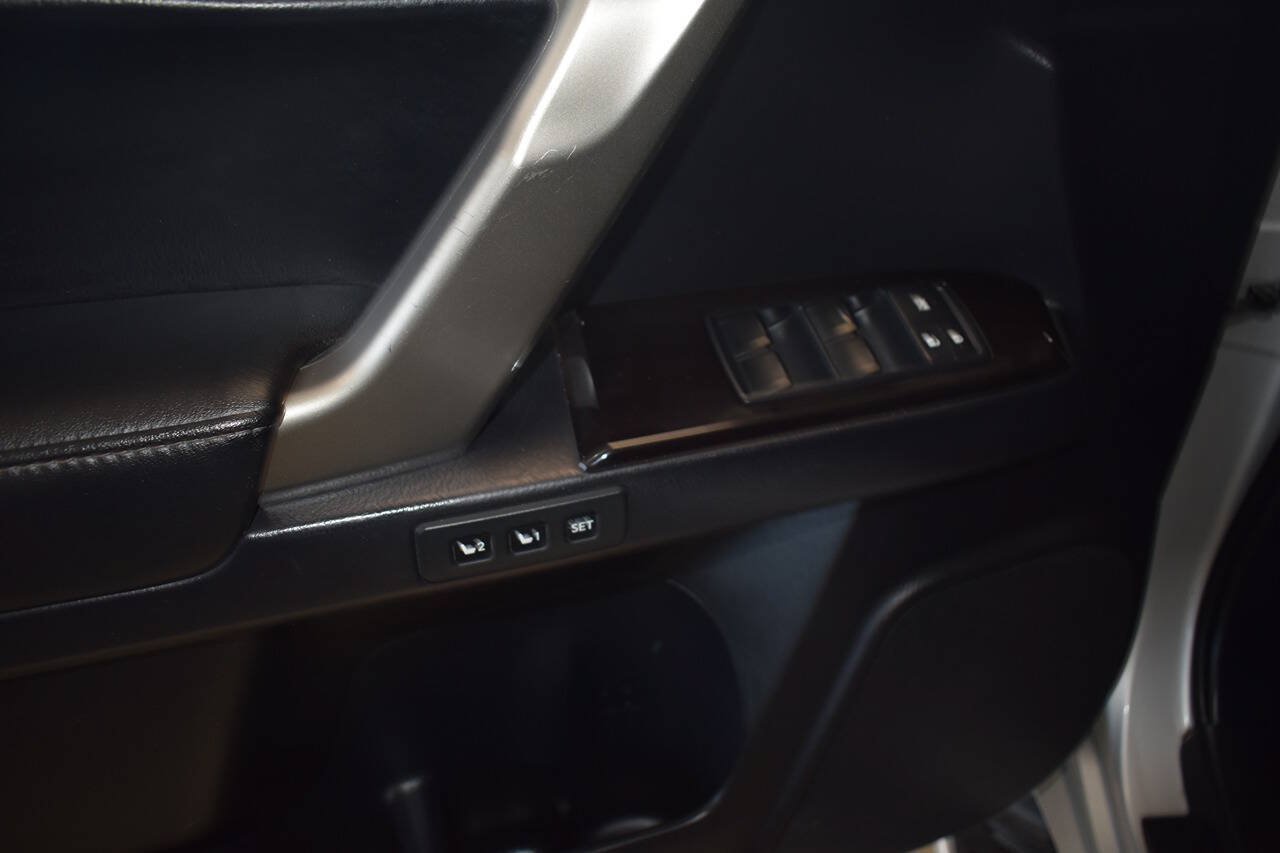 Used 2014 Lexus GX 460 AWD/4WD image 26