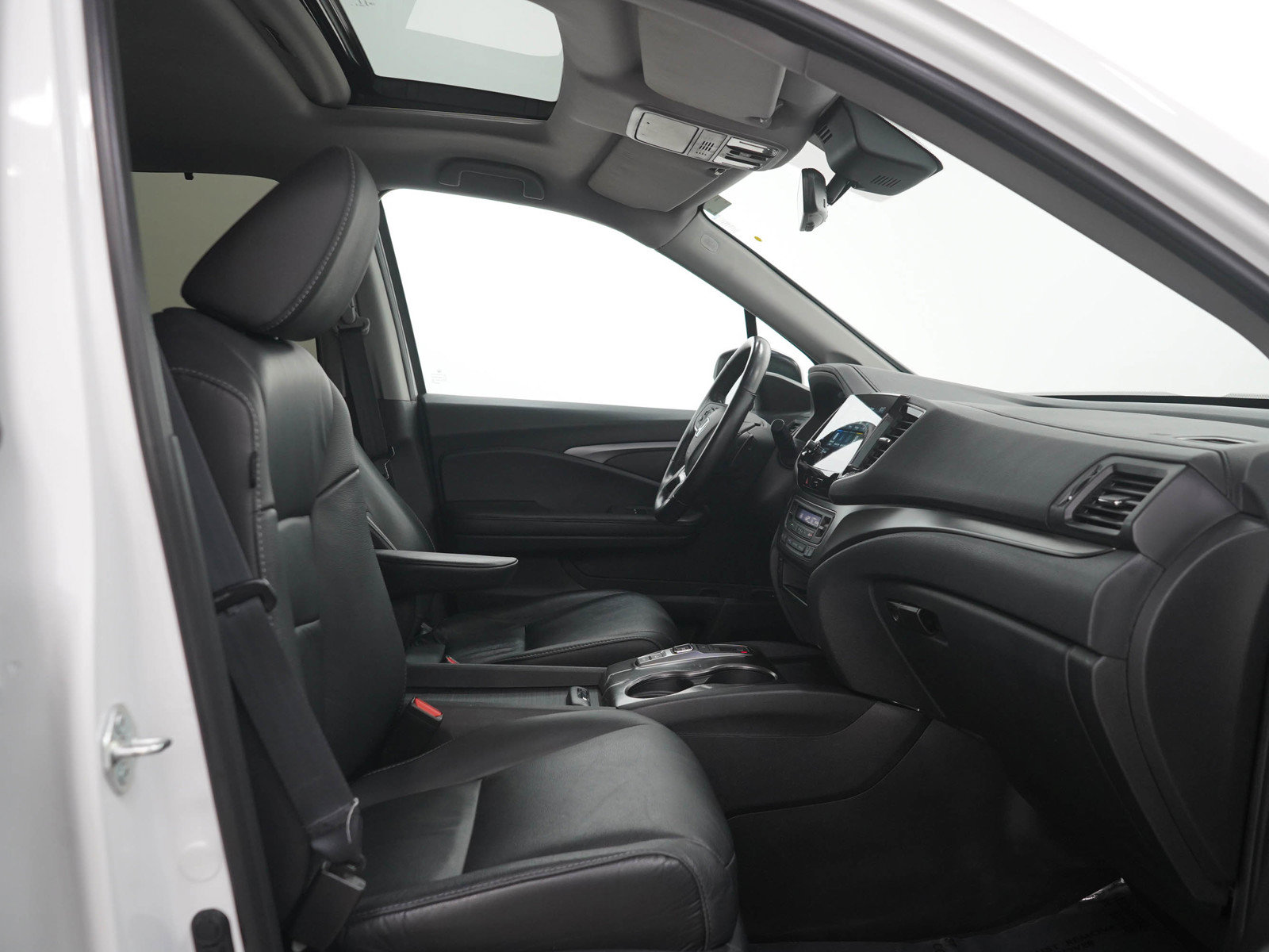 Used 2022 Honda Pilot Black Edition image 13