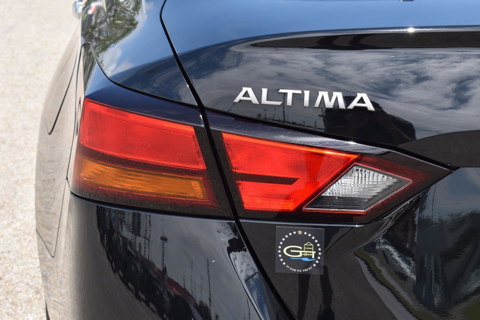 Used 2025 Nissan Altima 2.5 S image 5