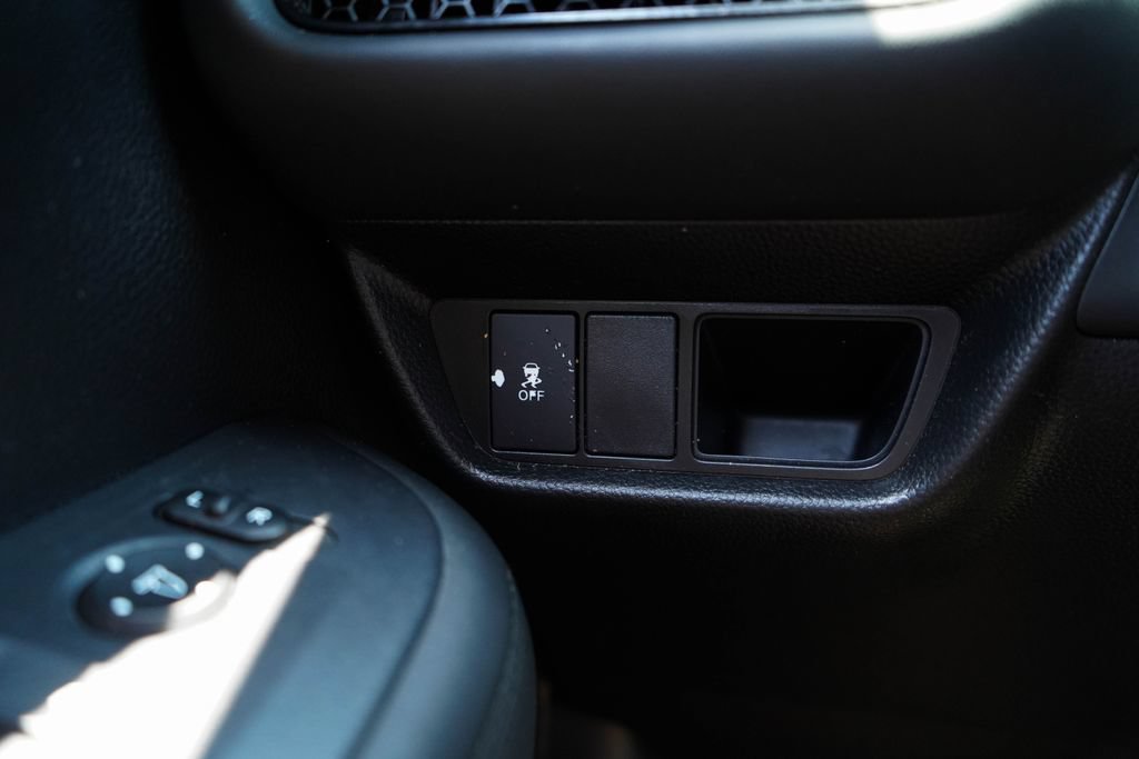 Used 2026 Honda HR-V LX image 29