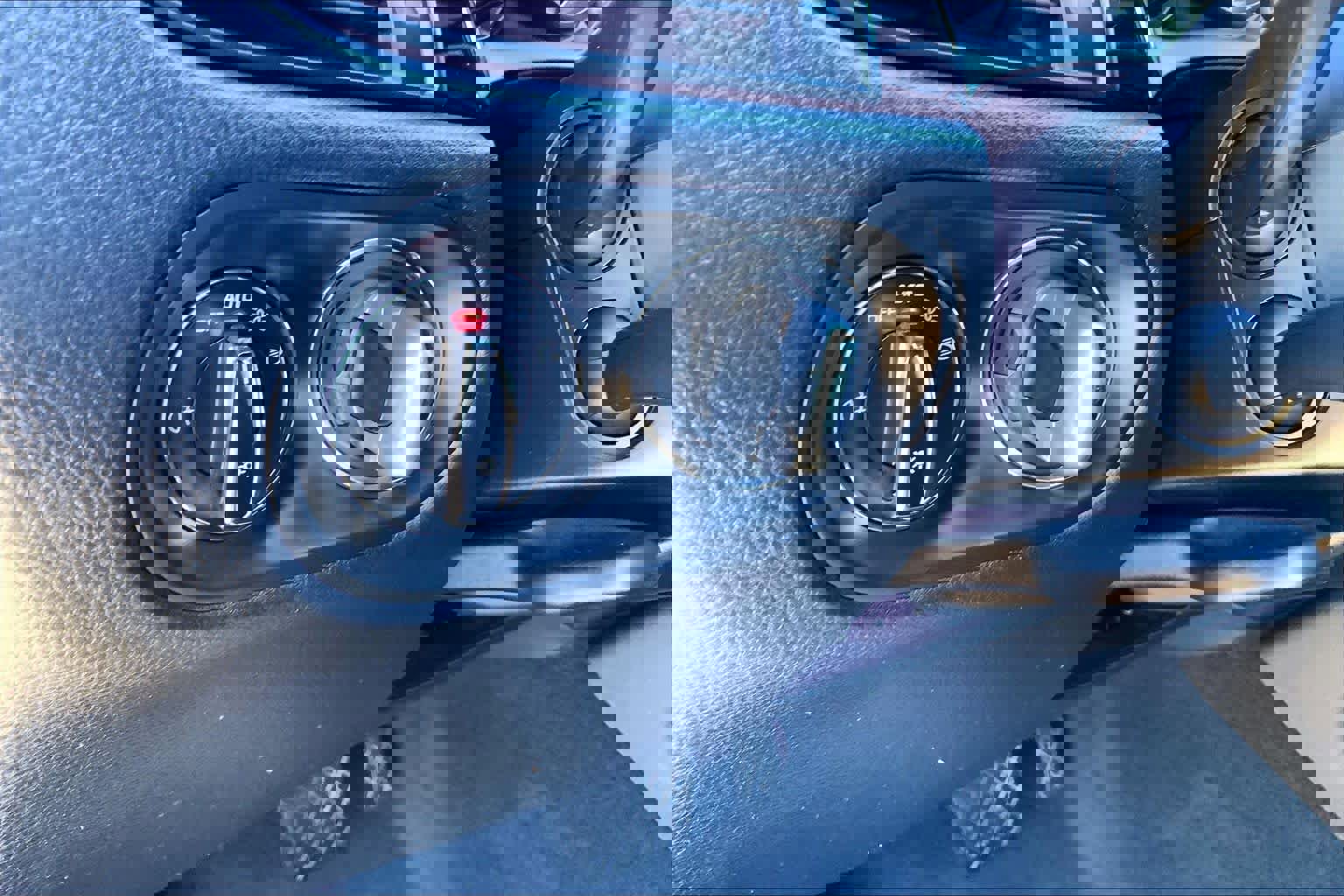 Used 2021 Porsche Macan S image 28