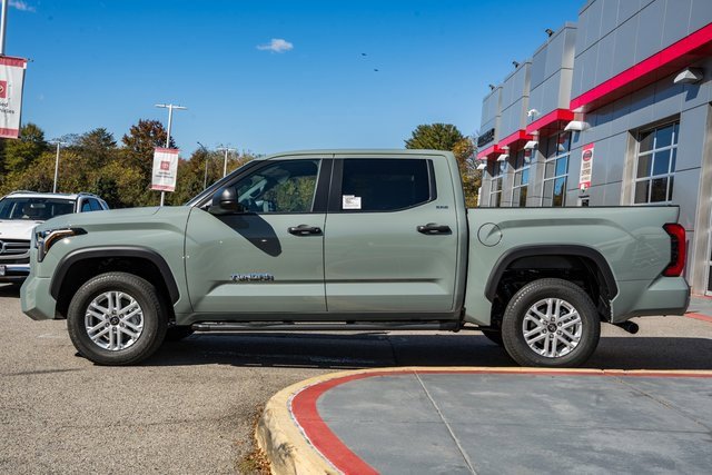 New 2026 Toyota Tundra SR5 image 4
