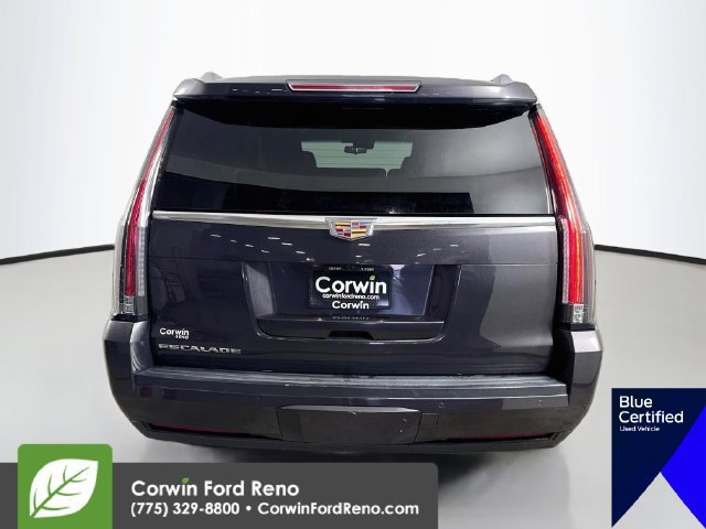 Used 2017 Cadillac Escalade ESV Premium Luxury AWD/4WD image 9