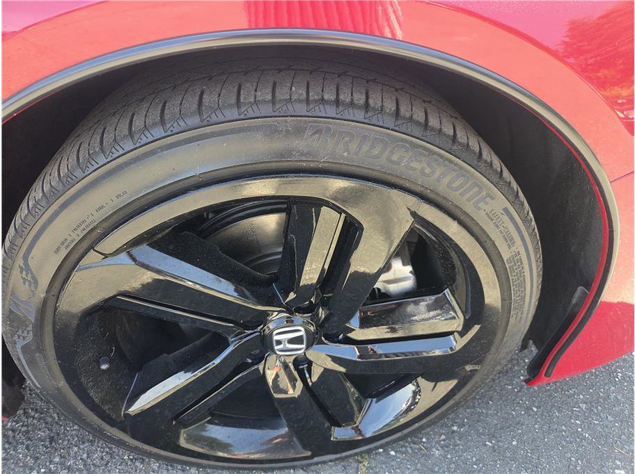 Used 2018 Honda Accord Sport image 13