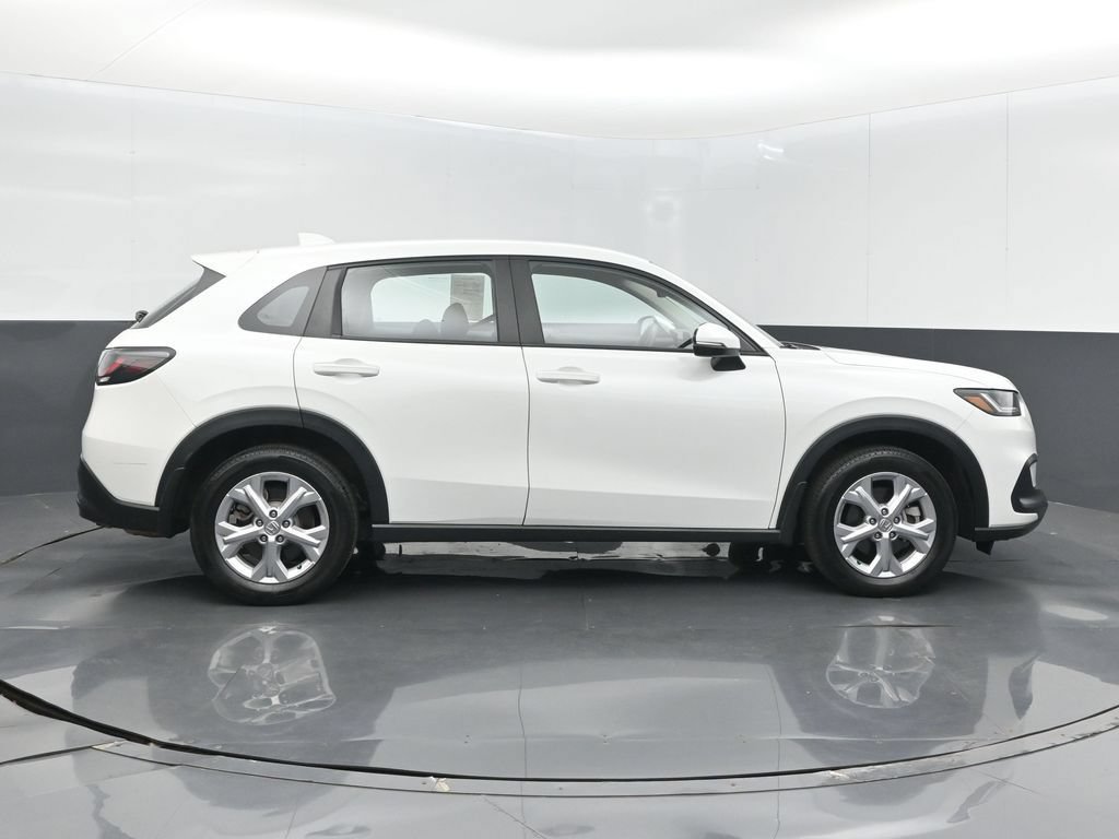 Certified 2024 Honda HR-V LX image 5