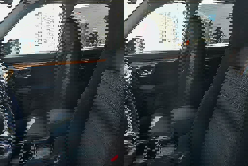 Used 2020 Honda CR-V EX image 18