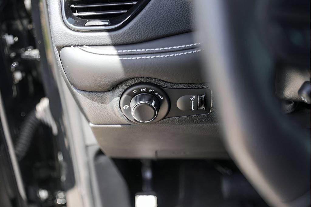 Used 2021 Dodge Durango SRT Hellcat image 16