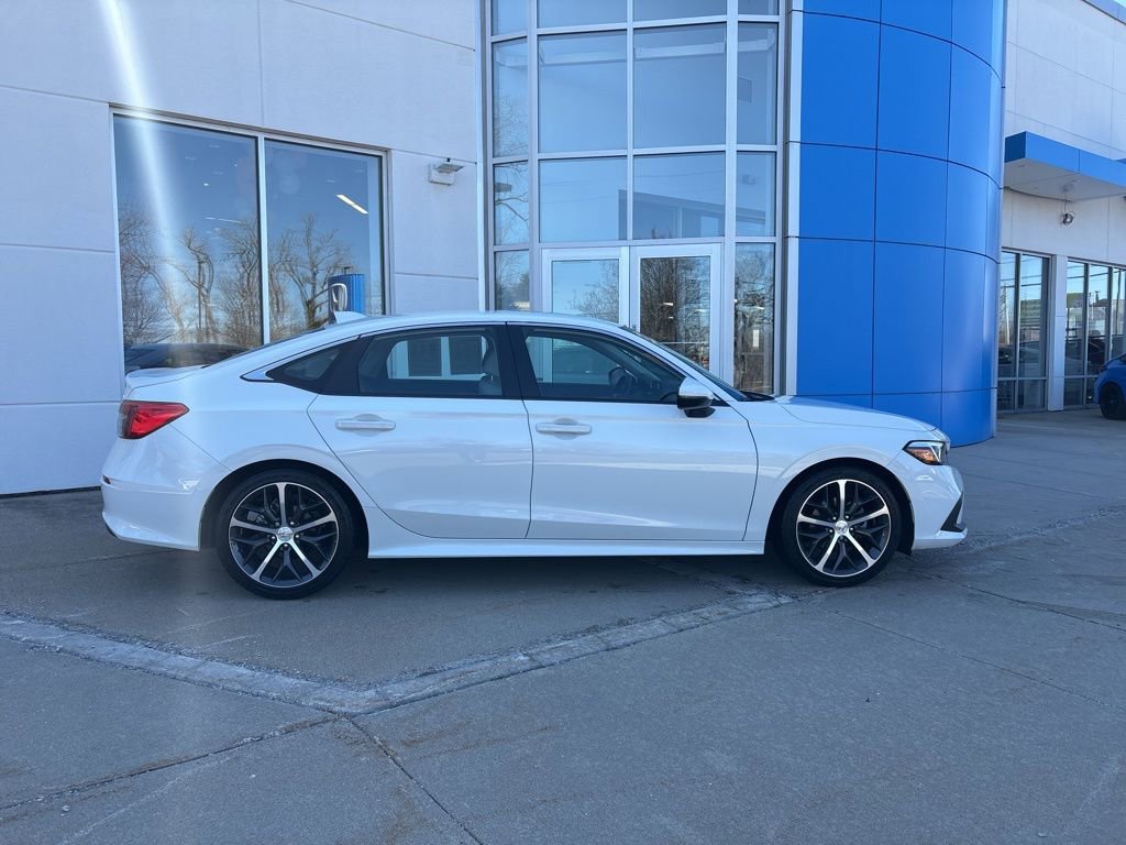 Used 2024 Honda Civic Touring image 7