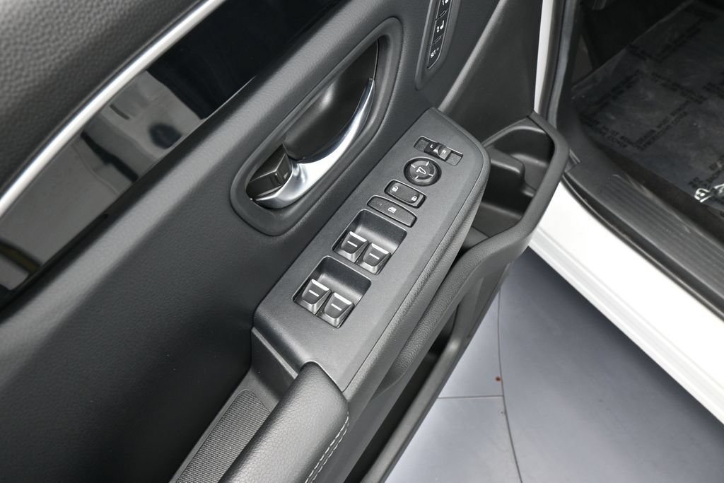Used 2025 Honda Pilot EX-L image 13