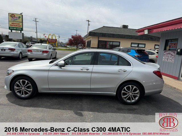 Used 2016 Mercedes-Benz C 300 4MATIC Sedan image 4
