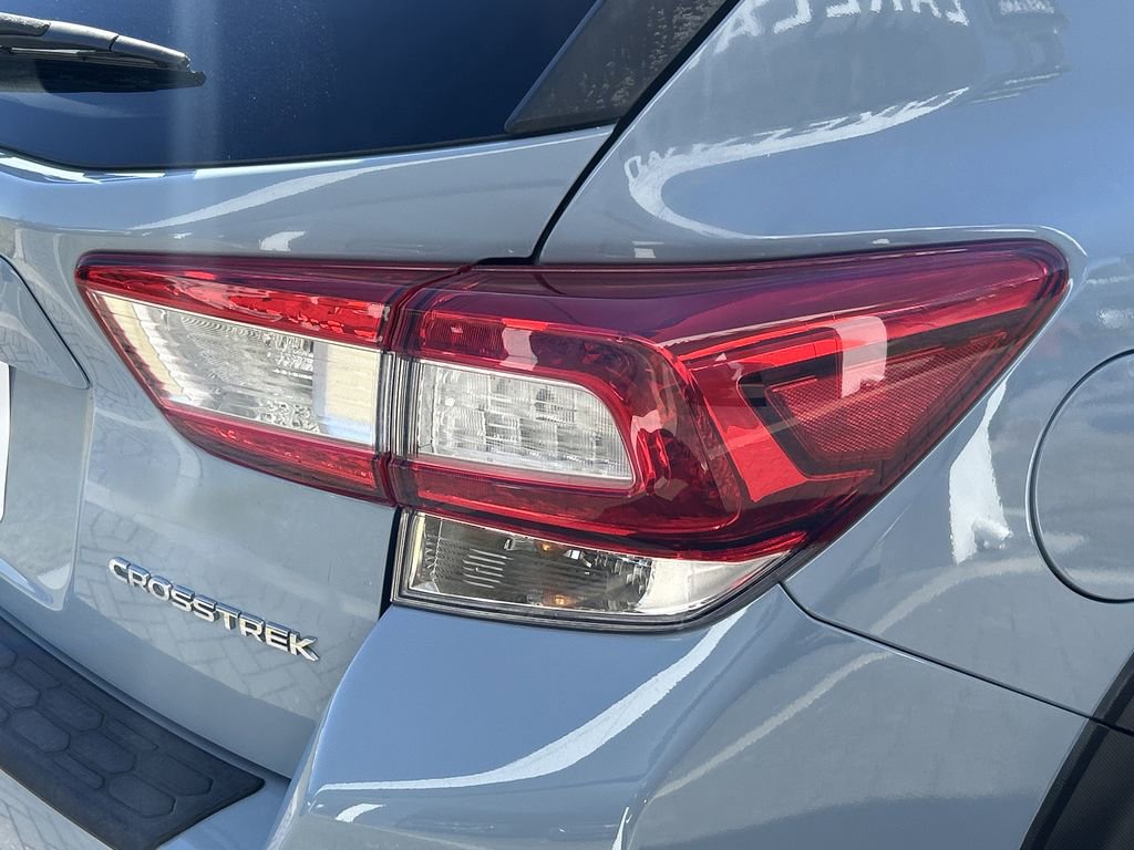 Used 2018 Subaru Crosstrek 2.0i Premium w/ Eyesight System image 9