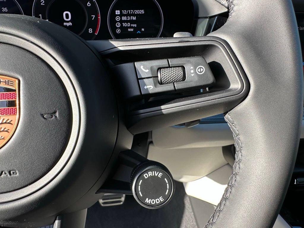 Certified 2026 Porsche Cayenne S AWD/4WD image 16