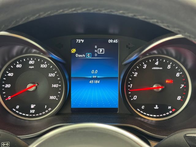 Used 2022 Mercedes-Benz GLC 300 image 2