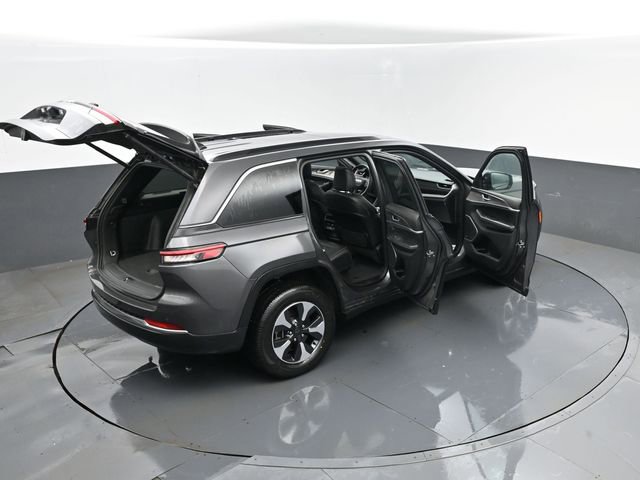 Used 2024 Jeep Grand Cherokee Limited 4xe AWD/4WD image 30