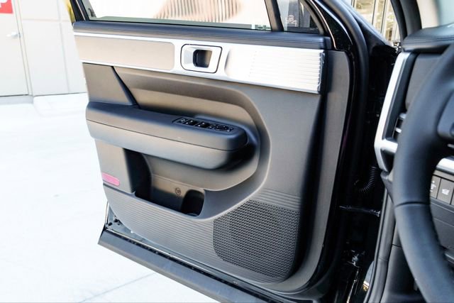 New 2026 Hyundai Santa Fe SE image 16