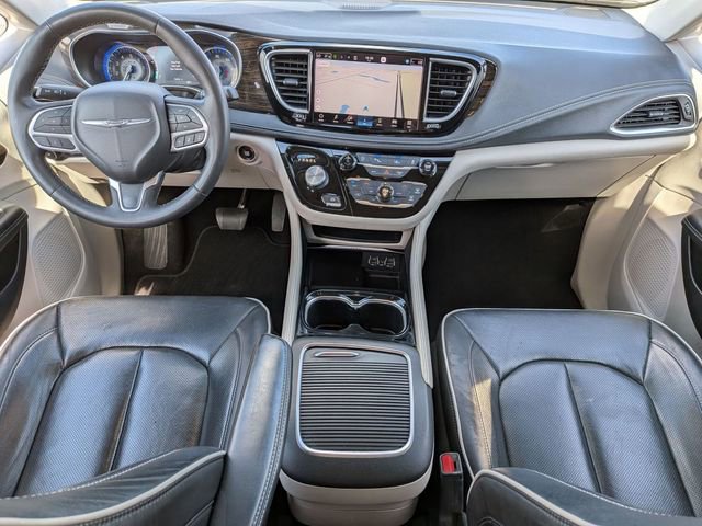 Used 2023 Chrysler Pacifica Limited FWD image 29