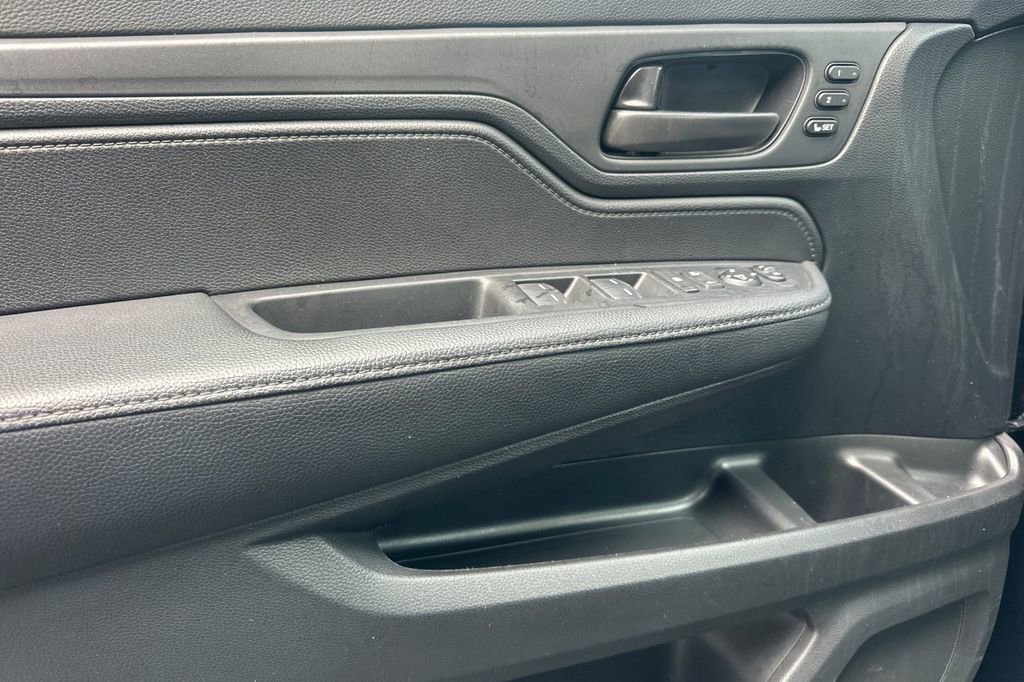 Certified 2023 Honda Odyssey Sport image 11